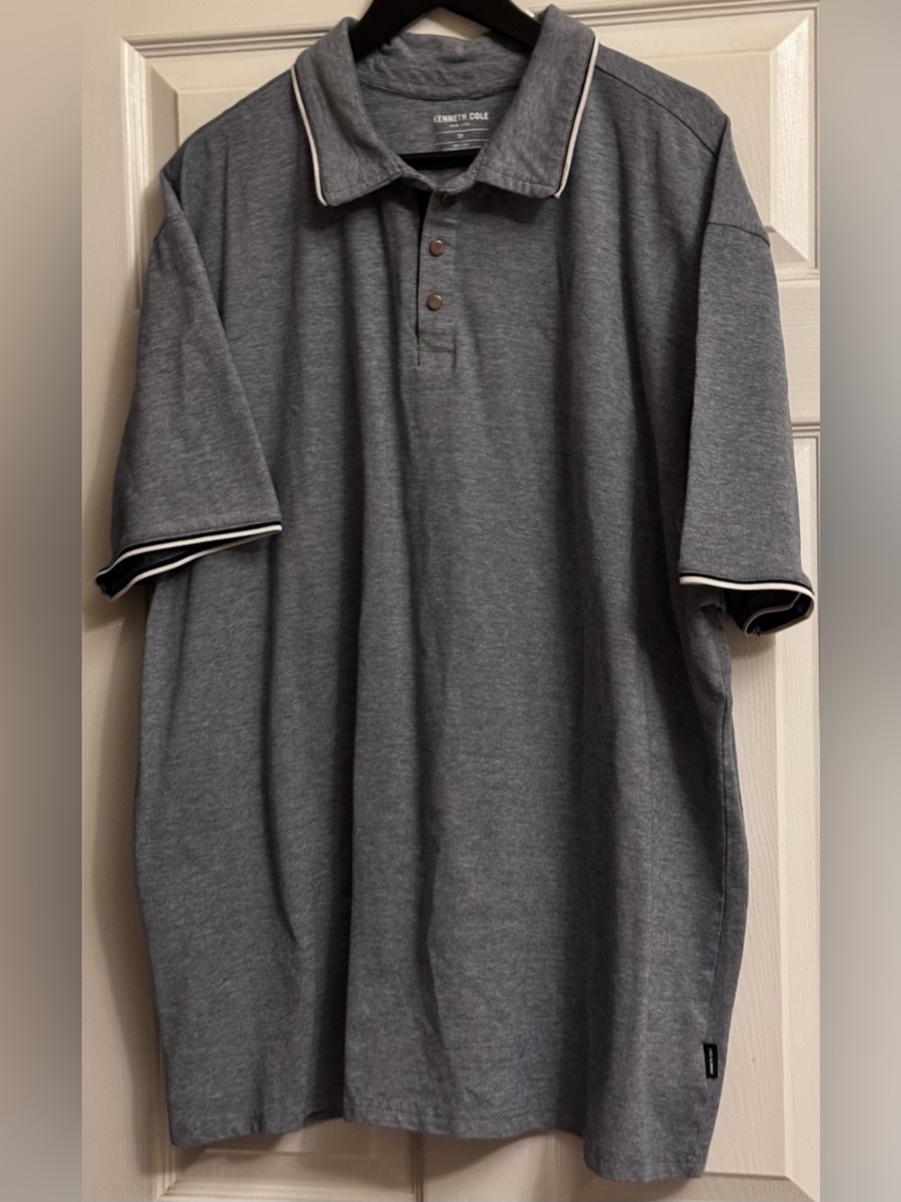 Kenneth Cole Heather Gray Polo with White-Trim Collar